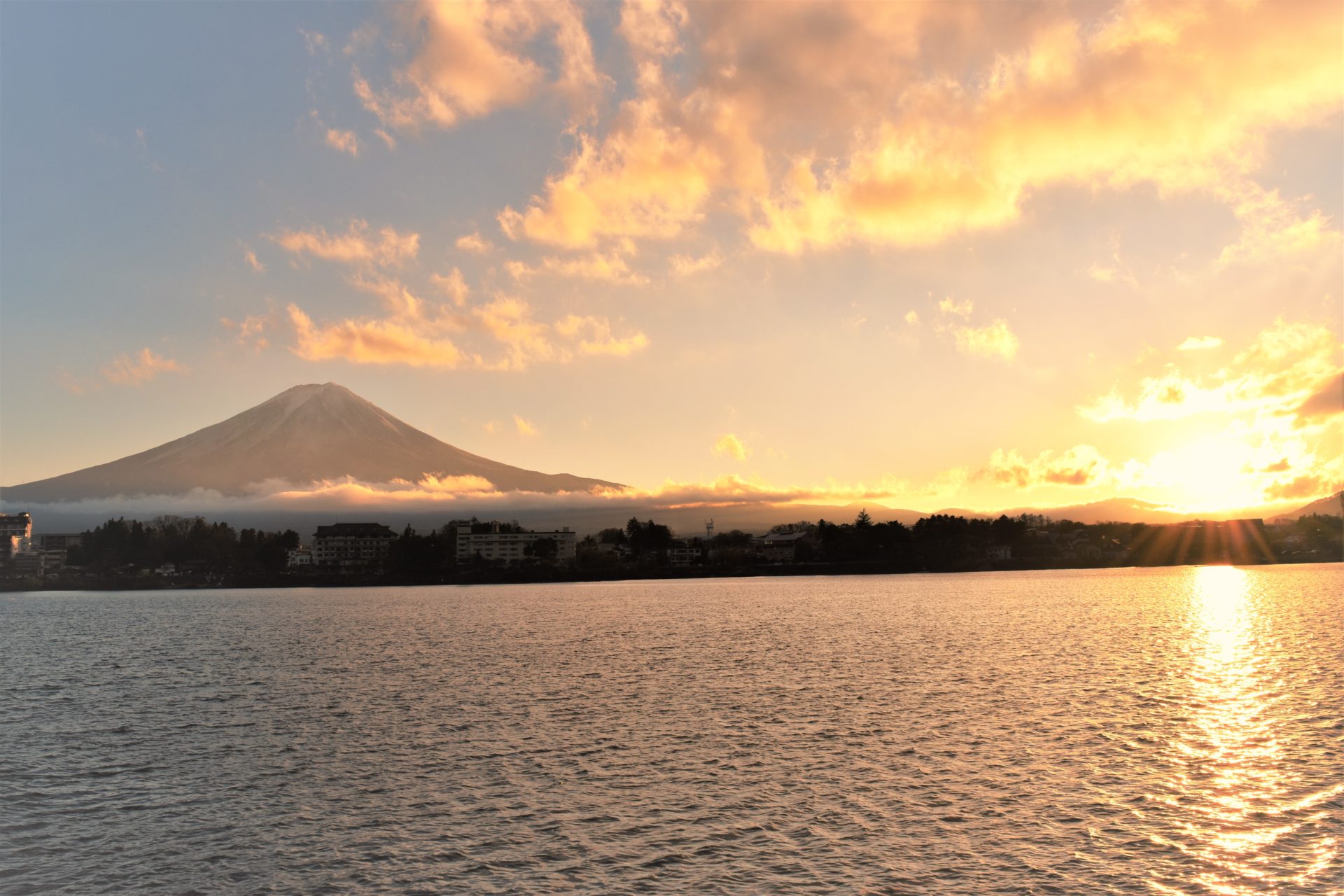 富士山にまつわる名言７選 登山で感じた人生を変える考え方と生き方 格名言